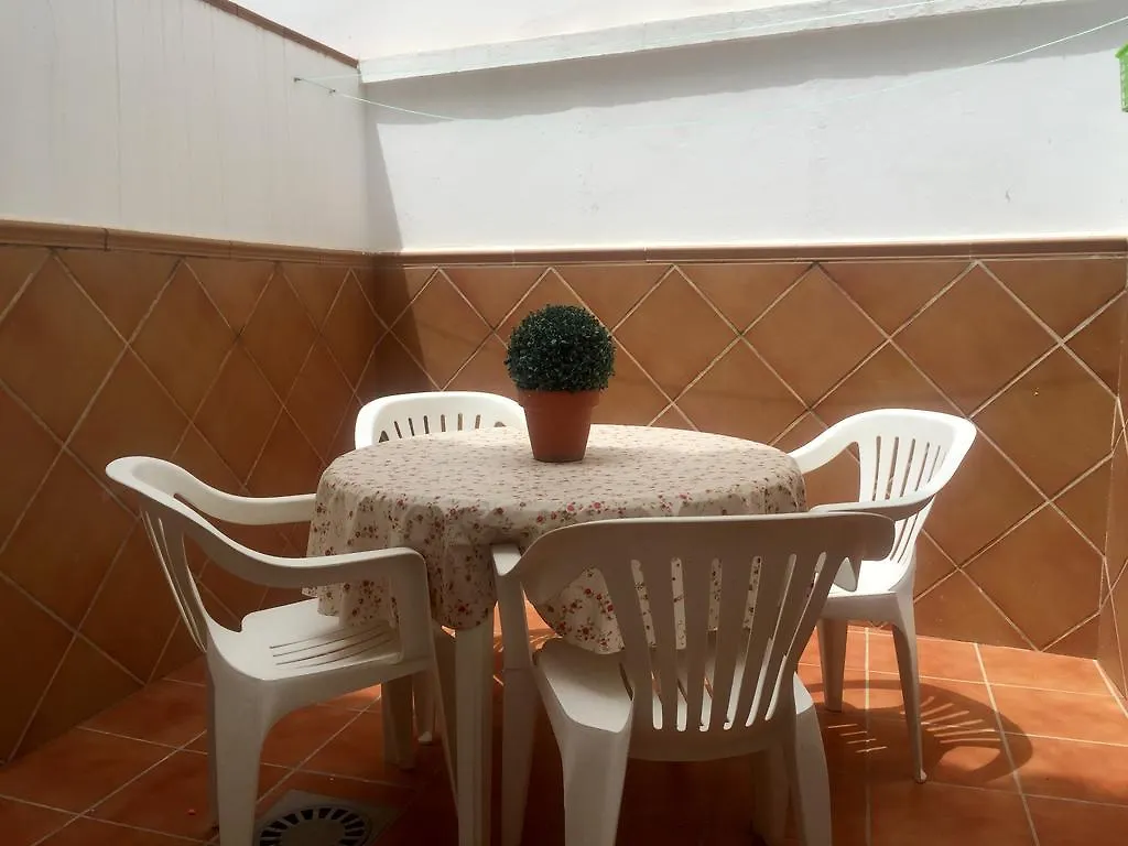 Easy Nerja Apartments 0*,